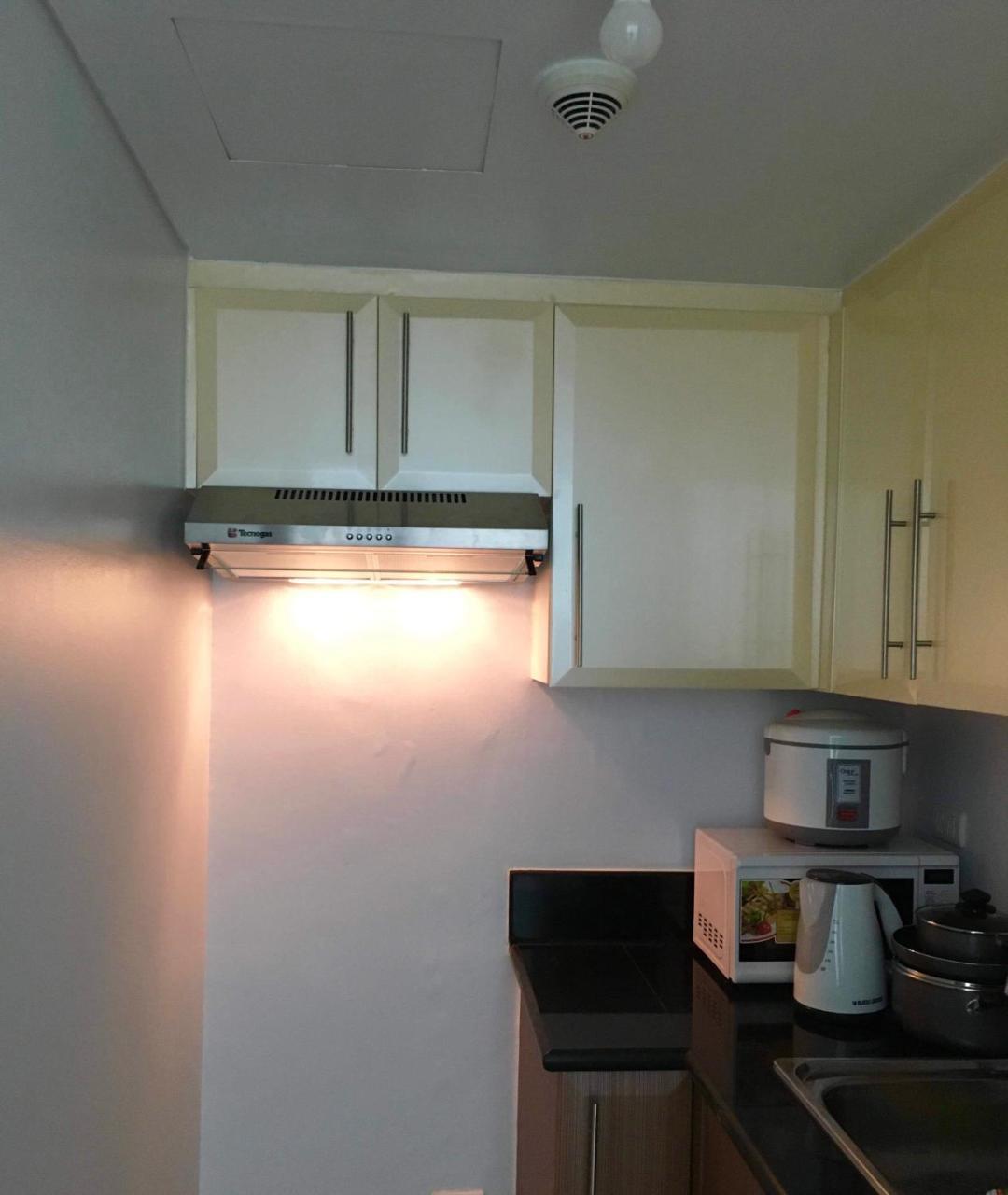 F-10C Parkside Villas Pasay Ngoại thất bức ảnh